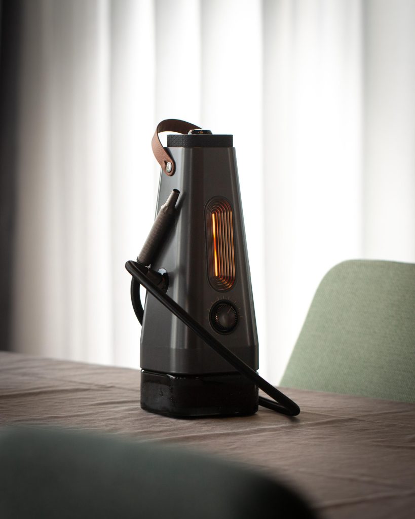Choosing the Right E-Hookah  A Beginner’s Guide